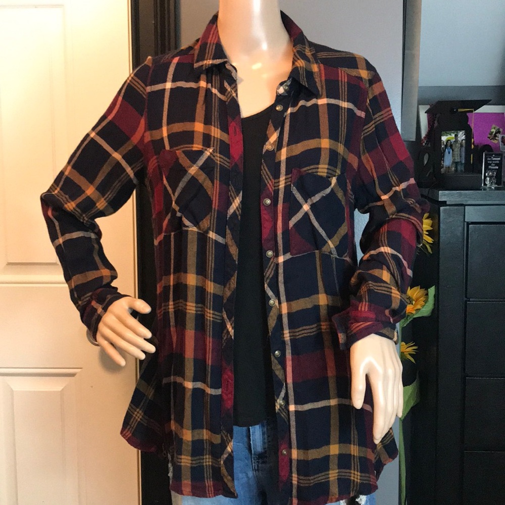 Maurice’s flannel size small. Perfect for fall!!